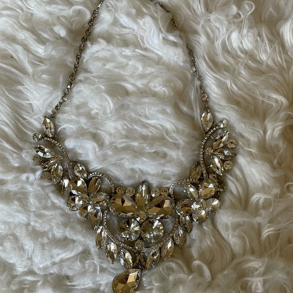 White Flower Drop Crystal Necklace - Picture 2 of 8